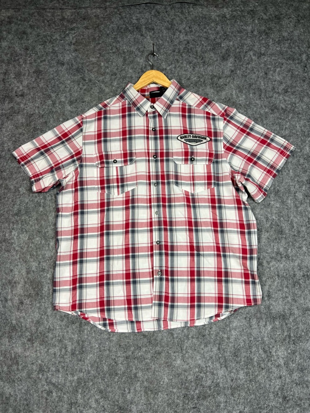 Harley-Davidson Men’s Red Plaid Short-Sleeve Button-Up Shirt